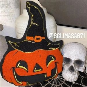 Vintage Inspired Jack O Lantern Throw Pillow